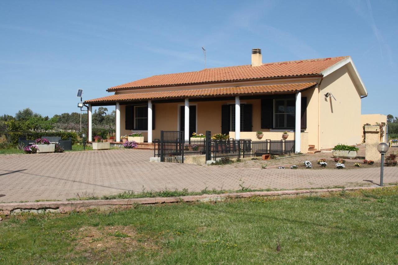 Villa Cabirol Fertilia Dış mekan fotoğraf